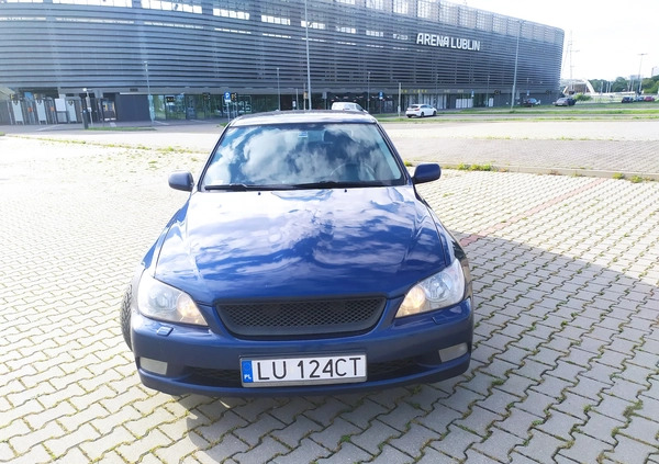 Lexus IS cena 18900 przebieg: 380000, rok produkcji 2004 z Lublin małe 631